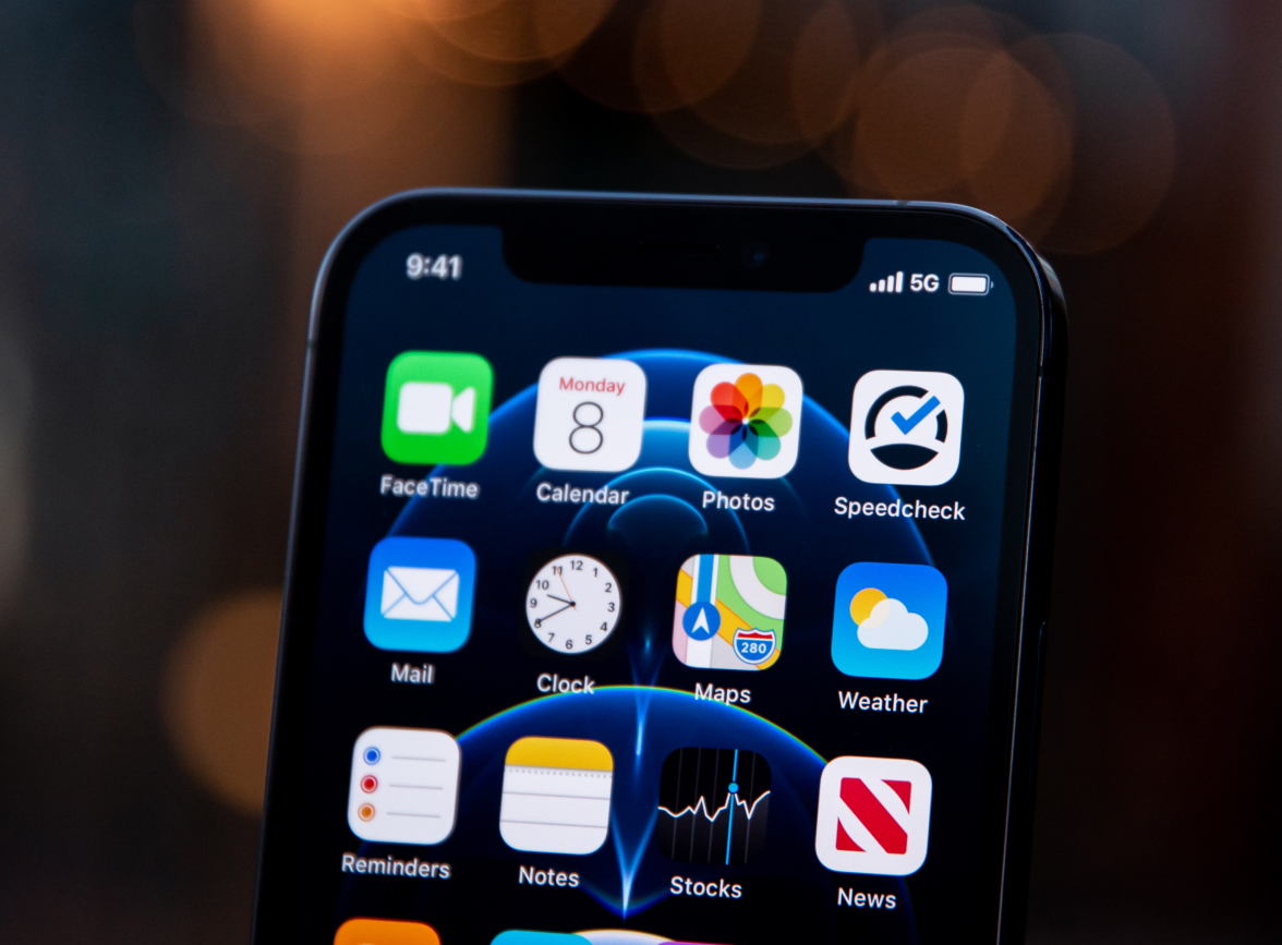 武进苹果手机维修分享为什么 iPhone 12 在冬季会自动关机 