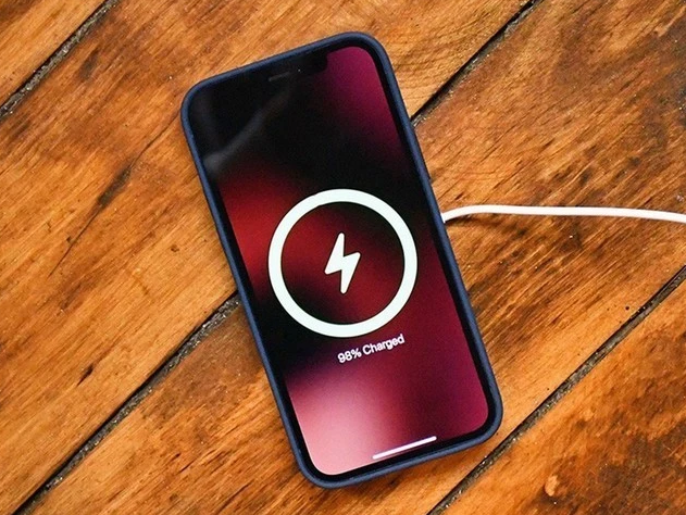 武进苹果手机维修分享iPhone 12可以随便充电吗 